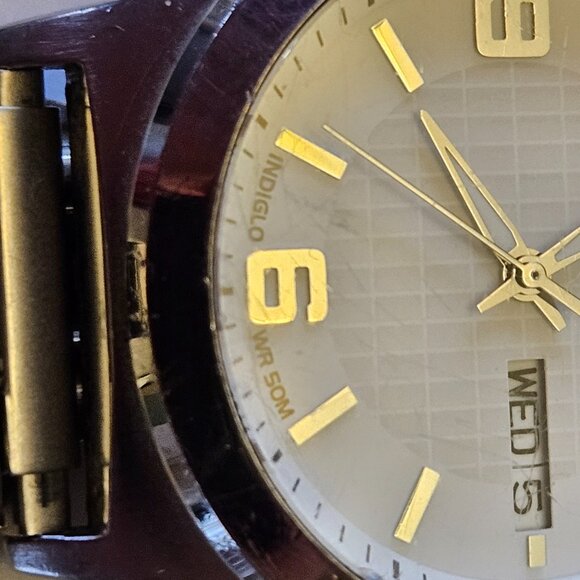 Timex Men’s Watch – Working Great + 2 Bracelets (Original & Replacement) - Picture 8 of 16